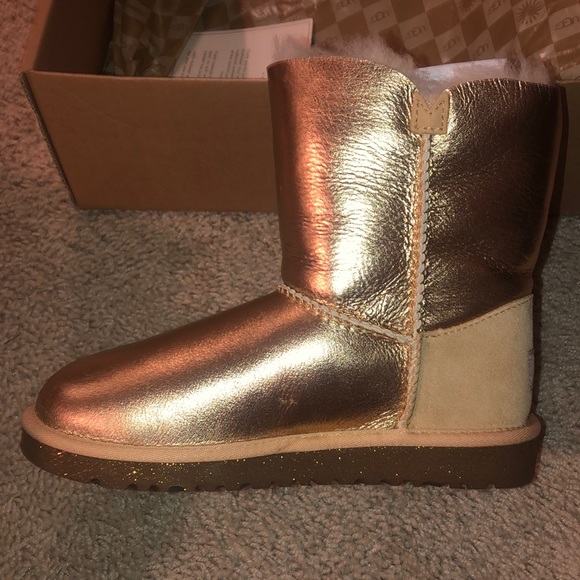 Ugg Boots - Picture 3 of 4